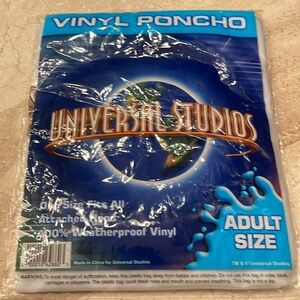 Universal Studios One Size Fits All Adult Vinyl Poncho w/ Hood 100% Weatherproof